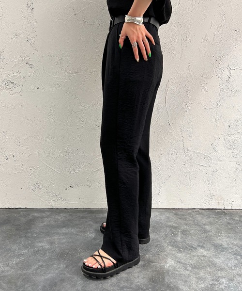 apres jour mignon（アプレジュールミニョン）の「ストレートスラックスパンツ【ZOZOTOWN限定アイテム】【SETUP着用可能】（スラックス・レディース・チャコールグレー/ブラック/ブルー・SMALL/MEDIUM/X-LARGE）」の17枚目の写真