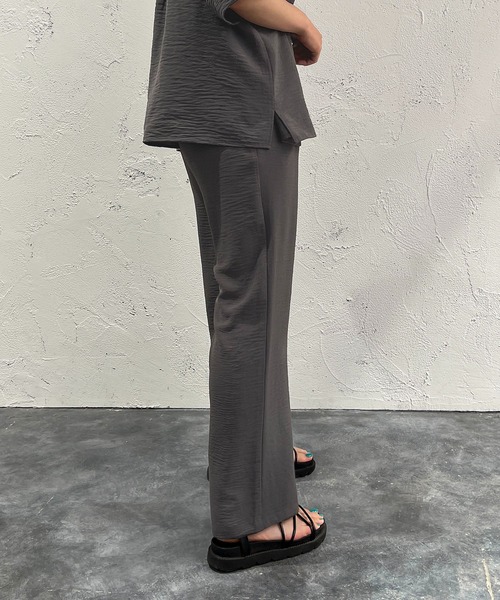 apres jour mignon（アプレジュールミニョン）の「ストレートスラックスパンツ【ZOZOTOWN限定アイテム】【SETUP着用可能】（スラックス・レディース・チャコールグレー/ブラック/ブルー・SMALL/MEDIUM/X-LARGE）」の13枚目の写真