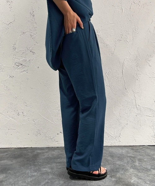 apres jour mignon（アプレジュールミニョン）の「ストレートスラックスパンツ【ZOZOTOWN限定アイテム】【SETUP着用可能】（スラックス・レディース・チャコールグレー/ブラック/ブルー・SMALL/MEDIUM/X-LARGE）」の16枚目の写真