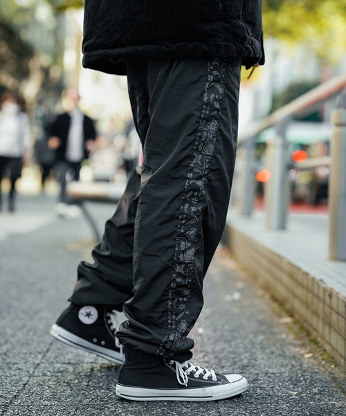 Subciety（サブサエティ）の「PAISLEY TRACK PANTS（その他パンツ・メンズ・ブラック×ブルー/ブラック×ブラック・MEDIUM/LARGE/X-LARGE）」の20枚目の写真