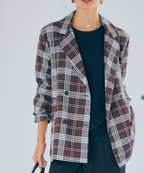 Cutie Blonde（キューティーブロンド）の「◆【セットアップ可能】主役級。ダブルブレスト チェックジャケット（テーラードジャケット・レディース・ブラウン系2/ベージュ系1・02/03）」の5枚目の写真