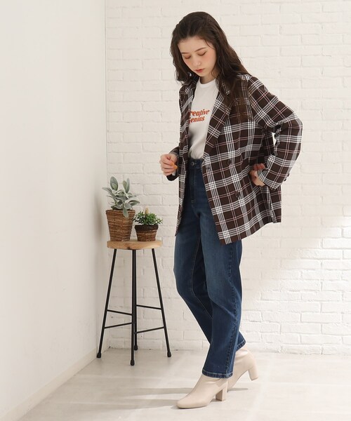 Cutie Blonde（キューティーブロンド）の「◆【セットアップ可能】主役級。ダブルブレスト チェックジャケット（テーラードジャケット・レディース・ブラウン系2/ベージュ系1・02/03）」の9枚目の写真
