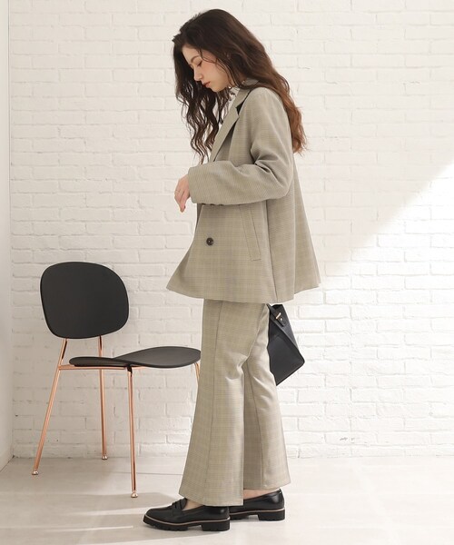 Cutie Blonde（キューティーブロンド）の「◆【セットアップ可能】主役級。ダブルブレスト チェックジャケット（テーラードジャケット・レディース・ブラウン系2/ベージュ系1・02/03）」の18枚目の写真