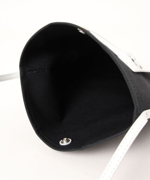 beautiful people(ビューティフルピープル)の「beautiful people lining logo pocket mini shoulder bag 7235611967(ショルダーバッグ・レディース・ホワイト/ブラック・FREE)」の11枚目の写真