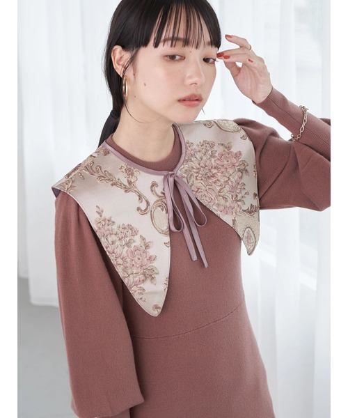 earth music&ecology（アースミュージックアンドエコロジー）の「ビッグカラー付け衿(花)（付け襟・レディース・ピンクベージュ・FREE）」の2枚目の写真