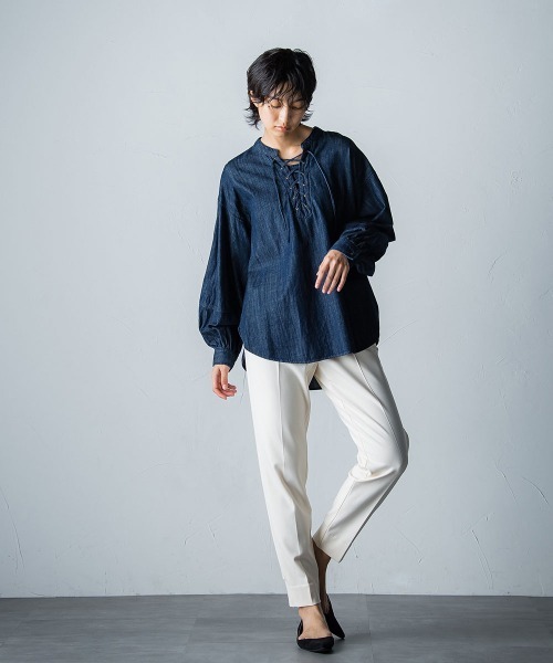 socolla（ソコラ）の「【socolla】デニムレースアップブラウス（シャツ/ブラウス・レディース・ブラック/ネイビー・M）」の5枚目の写真