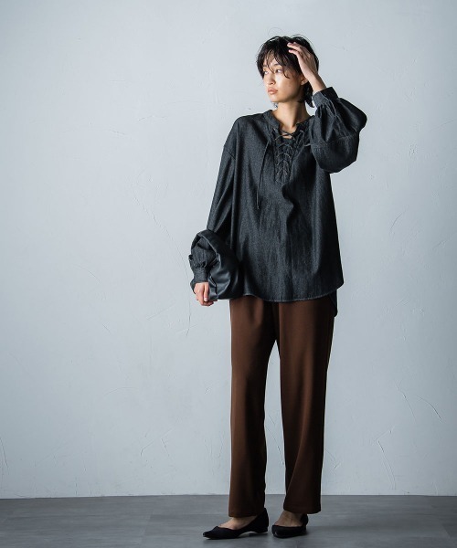 socolla（ソコラ）の「【socolla】デニムレースアップブラウス（シャツ/ブラウス・レディース・ブラック/ネイビー・M）」の8枚目の写真