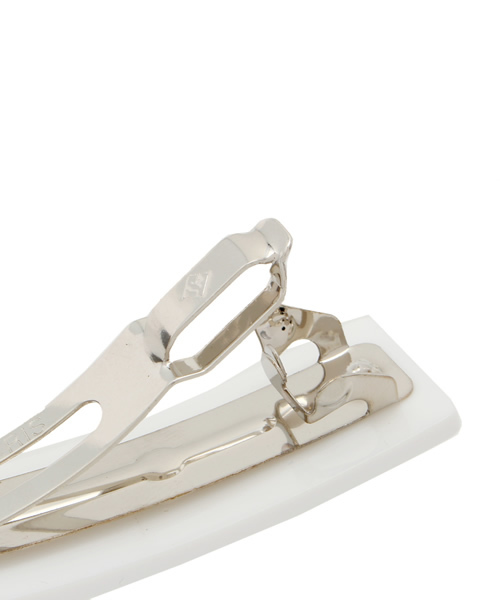 Chico（チコ）の「ホワイトバレッタ（その他ヘアアクセサリー・レディース・ホワイト・FREE）」の4枚目の写真