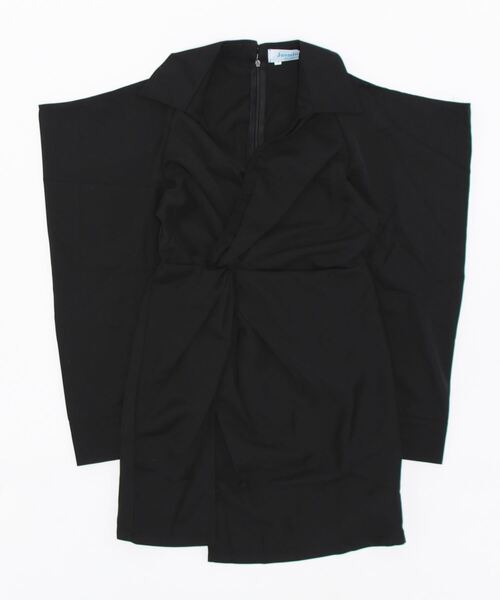 Jasmine Grandiflorum（ジャスミングランディフローラム）の「【Jasmine】オフショルカクシュールシャツワンピ（ワンピース・レディース・ブラック/ベージュ・SMALL/LARGE/MEDIUM）」の4枚目の写真