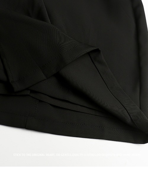 Jasmine Grandiflorum（ジャスミングランディフローラム）の「【Jasmine】オフショルカクシュールシャツワンピ（ワンピース・レディース・ブラック/ベージュ・SMALL/LARGE/MEDIUM）」の8枚目の写真