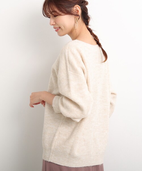 DRESKIP(ドレスキップ)の「◆ふわふわ素材が女性らしい!ラウンドネック ニット(ニット/セーター・レディース・ピンク系/ネイビー/パープル/レモンイエロー/グレー/ライトベージュ・02/03/04)」の14枚目の写真