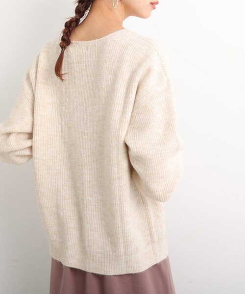 DRESKIP(ドレスキップ)の「◆ふわふわ素材が女性らしい!ラウンドネック ニット(ニット/セーター・レディース・ピンク系/ネイビー/パープル/レモンイエロー/グレー/ライトベージュ・02/03/04)」の15枚目の写真