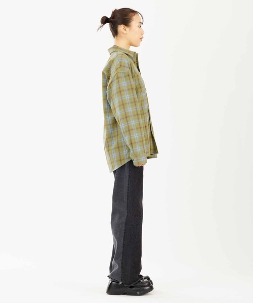 X-girl（エックスガール）の「PLAID SHIRT（シャツ/ブラウス・レディース・ホワイト/グリーン/イエロー・S/M）」の5枚目の写真