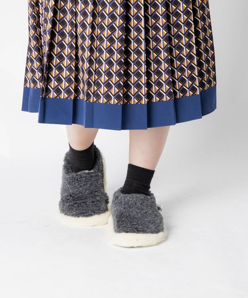 COLD BREAKER(コールドブレーカー)の「Coldbreaker SIBERIAN SLIPPERS コールドブレイカー シベリアン ウールパイル ルームシューズ スリッパ(サンダル・レディース・グレー/ベージュ/ブラウン/ブラウン系/カーキオリーブ・37/39/41/43)」の9枚目の写真