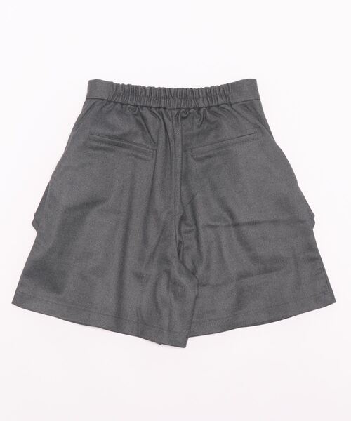 Donoban フローレット スカート ショートパンツ グレー DONOBAN（ドノバン）の「ポケットフリルショートパンツ（その他パンツ