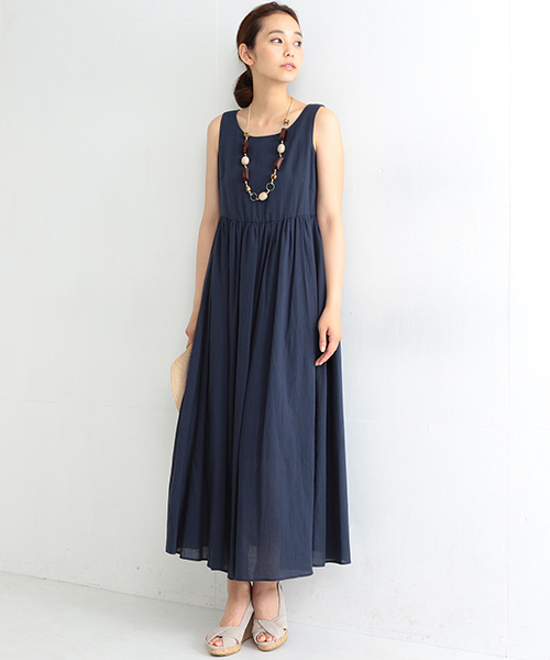 BEAMS LIGHTS Women's（ビームスライツ ウィメンズ）の「ΠBEAMS LIGHTS / ボイルノースリーブ マキシワンピース（ワンピース・レディース・オフホワイト/ネイビー/オレンジ・36/38）」の2枚目の写真