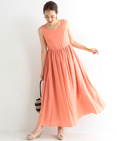 BEAMS LIGHTS Women's（ビームスライツ ウィメンズ）の「ΠBEAMS LIGHTS / ボイルノースリーブ マキシワンピース（ワンピース・レディース・オフホワイト/ネイビー/オレンジ・36/38）」の3枚目の写真