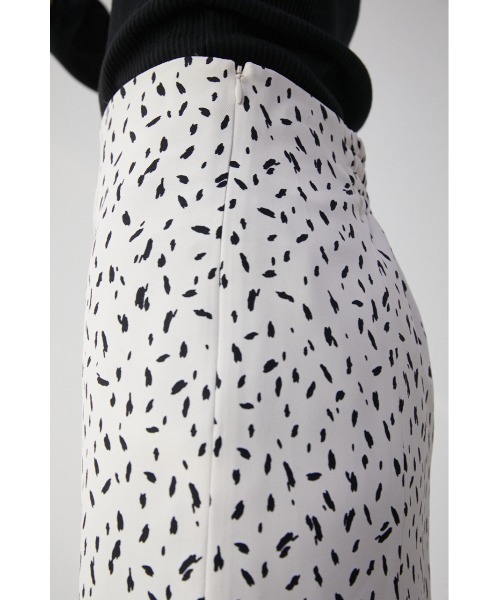 AZUL by moussy(アズールバイマウジー)の「SLENDER MERMAID SKIRT/スレンダーマーメイドスカート(スカート・レディース・ホワイト系その他/ブラック系その他/ブラック・SMALL/MEDIUM)」の11枚目の写真