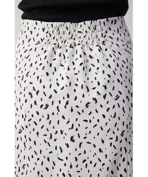 AZUL by moussy(アズールバイマウジー)の「SLENDER MERMAID SKIRT/スレンダーマーメイドスカート(スカート・レディース・ホワイト系その他/ブラック系その他/ブラック・SMALL/MEDIUM)」の12枚目の写真