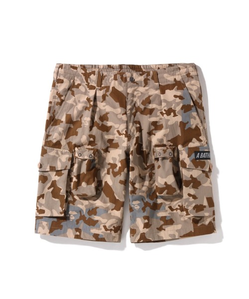 A BATHING APE(アベイシングエイプ)の「SAND CAMO MULTI POCKET WIDE FIT SHORTS M(その他パンツ・メンズ・ベージュ/ネイビー・SMALL/MEDIUM/XX-LARGE/LARGE/X-LARGE)」の1枚目の写真