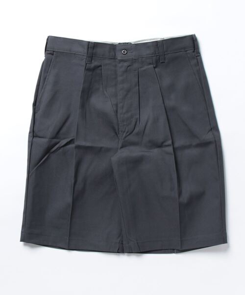 NO WAY(ノーウェイ)の「/UNIVERSAL OVERALL/PLEATED FRONT SHORT(その他パンツ・メンズ・ネイビー/カーキ/ブラック/チャコールグレー・30 inch/32inch/34inch/36inch)」の3枚目の写真