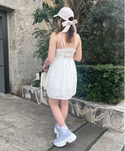 OLIVE des OLIVE（オリーブデオリーブ）の「バックストラップキャミチュニック　1031040210（チュニック・レディース・ミント/サックスブルー/オフホワイト/ブルー・FREE）」の9枚目の写真