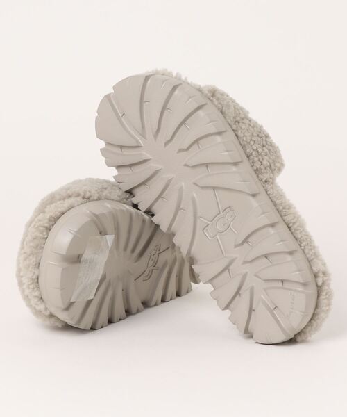 Chaos（カオス）の「UGG COZETTA（サンダル・レディース・ブラック/ベージュ・38/36/37）」の4枚目の写真