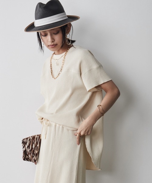 CHIC STYLE（シックスタイル）の「＜大きいサイズ＞綿100％ワッフルフレンチスリーブカットソープルオーバー シックスタイル（Tシャツ/カットソー・レディース・ネイビー/スミクロ/アイボリー・L/LL/3L/4L/5L）」の21枚目の写真