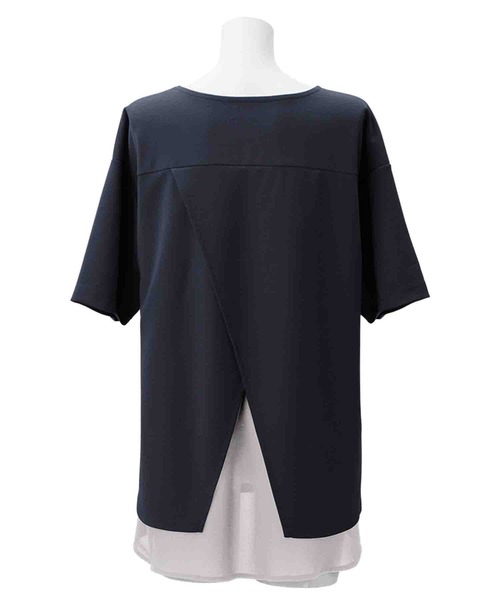 Viola e Viola(ヴィオラエヴィオラ)の「レイヤード風Tシャツブラウス(Tシャツ/カットソー・レディース・ピンク/ダークネイビー/ミント/グレイッシュブルー/サンドグレー/グリーン・LARGE/MEDIUM/X-LARGE/XX-LARGE)」の16枚目の写真