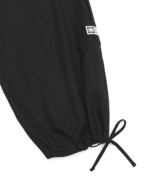 SCULPTOR（スカルプター）の「Linen Cargo Jogger Pants/リネンカーゴジョガーパンツ（カーゴパンツ・レディース・ブラック/ホワイト/ブルー系その他・MEDIUM/LARGE）」の17枚目の写真