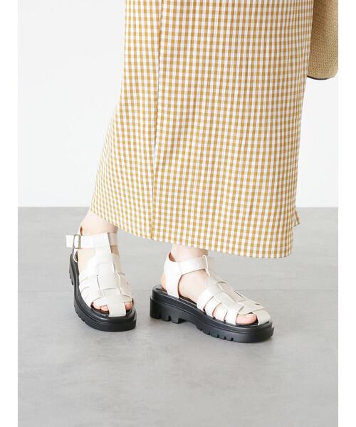 ehka sopo（エヘカソポ）の「ボリュームグルカサンダル（サンダル・レディース・ブラウン/ブラック/オフホワイト・MEDIUM/LARGE）」の16枚目の写真