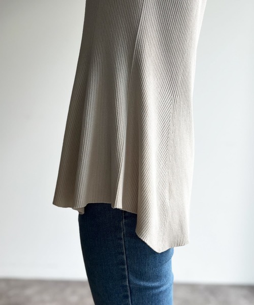 Chez toi（シェトワ）の「ペプラムフレンチスリーブプルオーバー（ニット/セーター・レディース・イエロー/アイボリー/グリーン/ブラック・FREE）」の12枚目の写真