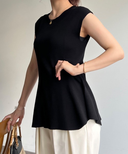 Chez toi（シェトワ）の「ペプラムフレンチスリーブプルオーバー（ニット/セーター・レディース・イエロー/アイボリー/グリーン/ブラック・FREE）」の14枚目の写真