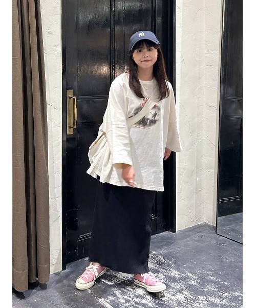 niko and...(ニコアンド)の「BIGアソートROCKTシャツ(Tシャツ/カットソー・レディース・ピンク/チャコール/ブラック/オフホワイト・FREE)」の19枚目の写真