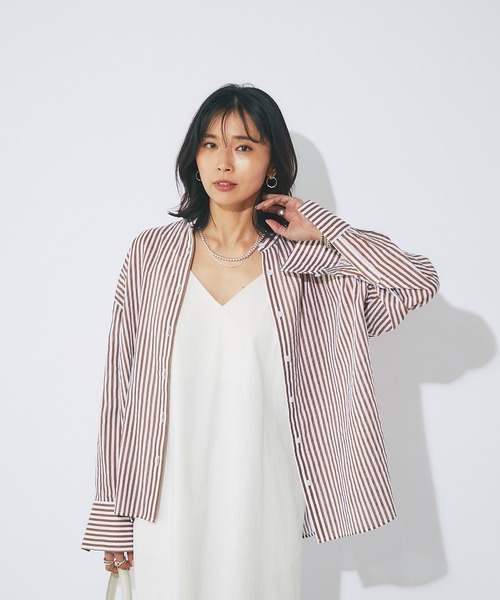 RIVE DROITE（リヴドロワ）の「ストライプバンドカラーシャツ（シャツ/ブラウス・レディース・ブラウン/ネイビー・FREE）」の16枚目の写真