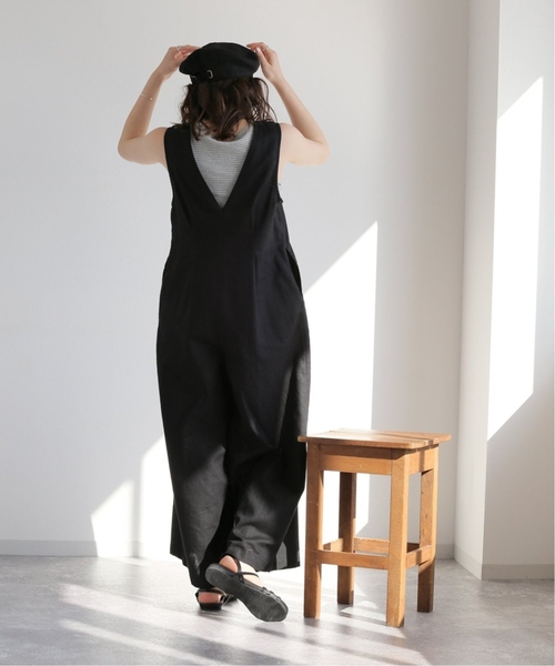 JOURNAL STANDARD relume（ジャーナルスタンダード　レリューム）の「《追加3》リネンコットンVネックサロペット（サロペット/オーバーオール・レディース・ブラック・36/38）」の16枚目の写真