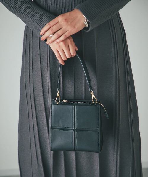 cache cache（カシュ カシュ）の「cache cache/クロスはぎ2WAYショルダー（ハンドバッグ・レディース・ブラック/カーキ/ベージュ・FREE）」の13枚目の写真