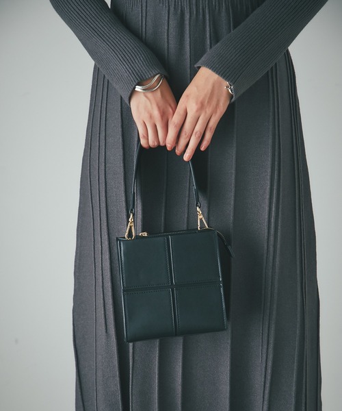 cache cache（カシュ カシュ）の「cache cache/クロスはぎ2WAYショルダー（ハンドバッグ・レディース・ブラック/カーキ/ベージュ・FREE）」の14枚目の写真