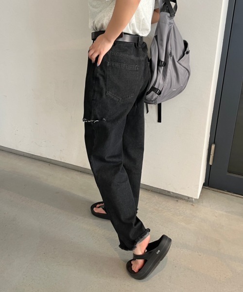 nemne store（ネンネストア）の「【 カット / ノーマル 2パターン展開 】ワイドバギーデニムパンツ（デニムパンツ・レディース・ブルー/ブラック/ブルー系その他/ブラック系その他・SMALL/MEDIUM）」の6枚目の写真