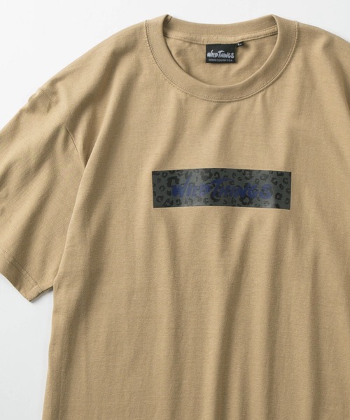 WILD THINGS(ワイルドシングス)の「【WILD THINGS/ワイルドシングス】ブランドロゴ ボックスロゴ プリントTシャツ/ 半袖Tシャツ/BOX LOGO T-SHIRT/ビッグシルエット(Tシャツ/カットソー・メンズ・グリーン/ホワイト/ベージュ/ブラック・M/L)」の4枚目の写真