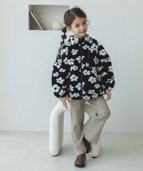 pairmanon（ペアマノン）の「【ママとおそろい】ボリューム袖 ボア 長袖 ブルゾン ジャケット アウター（ブルゾン・キッズ・スモークピンク/グレイッシュベージュ/グリーン系その他2/ブルー系その他3/ベージュ系その他/モカ/アイボリー/ブラック系その他2/ライトピンク/ブラウン系その他/ミント/ブラウン/ホワイト系その他/その他・150/130/110/90/100/140/120）」の22枚目の写真