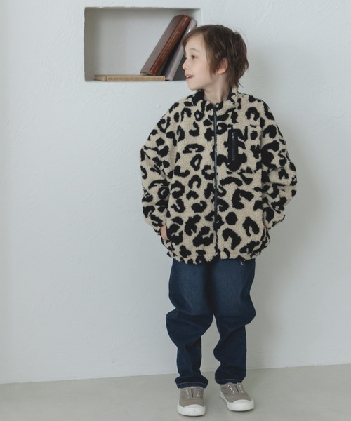 pairmanon（ペアマノン）の「【ママとおそろい】ボリューム袖 ボア 長袖 ブルゾン ジャケット アウター（ブルゾン・キッズ・スモークピンク/グレイッシュベージュ/グリーン系その他2/ブルー系その他3/ベージュ系その他/モカ/アイボリー/ブラック系その他2/ライトピンク/ブラウン系その他/ミント/ブラウン/ホワイト系その他/その他・150/130/110/90/100/140/120）」の16枚目の写真