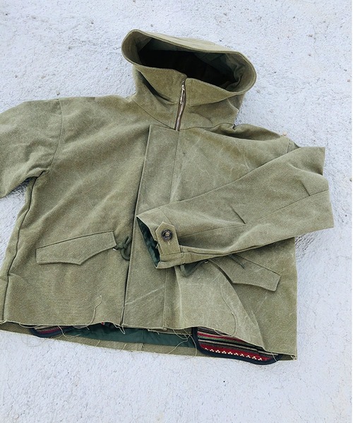 ALL RUNS（オールランズ）の「▲SHORT LENGTH HIGA-NECK JACKET/ショート丈ハイネックジャケット　Y2K（ミリタリージャケット・メンズ・カーキ・FREE）」の2枚目の写真