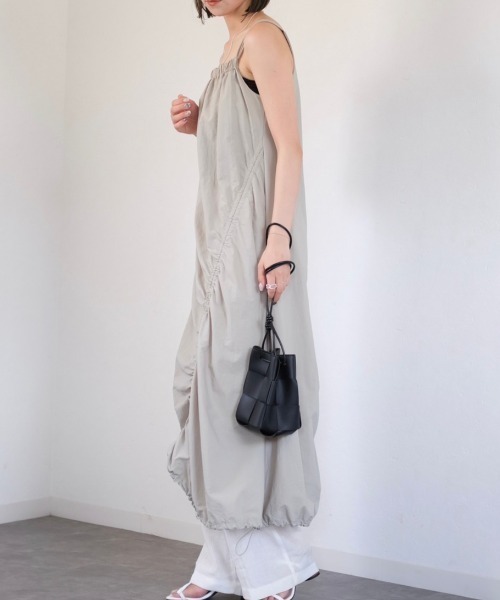 Reurie'(レウリィ)の「イントレチャートショルダーバッグ / intrecciato shoulder bag(ショルダーバッグ・レディース・ブラック/アイボリー・FREE)」の8枚目の写真