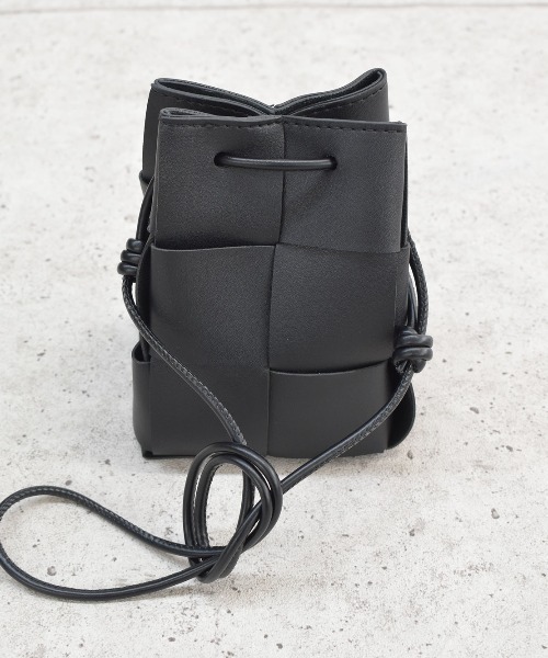 Reurie'(レウリィ)の「イントレチャートショルダーバッグ / intrecciato shoulder bag(ショルダーバッグ・レディース・ブラック/アイボリー・FREE)」の18枚目の写真