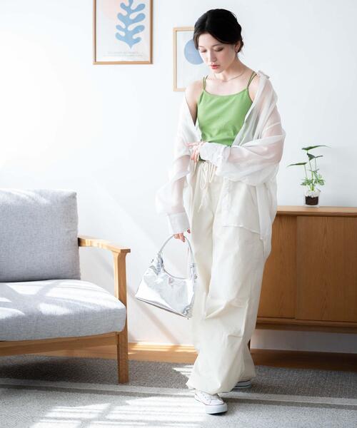 WEGO（ウィゴー）の「WEGO/ダブルストラップカップインキャミソール（キャミソール・レディース・グリーン系その他/ブラック/ホワイト・SMALL/MEDIUM）」の6枚目の写真