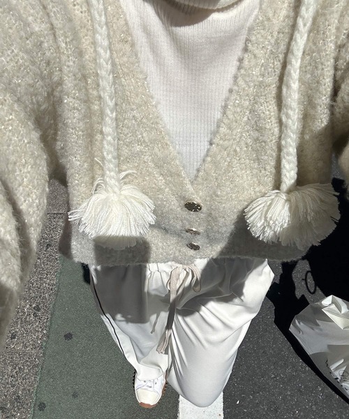 w closet(ダブルクローゼット)の「【Alley】ポンポンニット帽(ニットキャップ/ビーニー・レディース・ブラック/ピンク/アイボリー・FREE)」の6枚目の写真