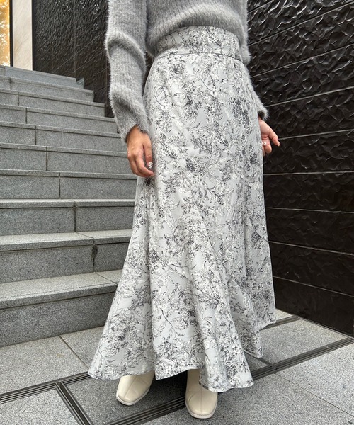 one after another NICE CLAUP（ワンアフターアナザーナイスクラップ）の「バックリボンエスカルゴスカート（スカート・レディース・アイボリー/ベージュ/グレー系その他/ピンク・MEDIUM/SMALL）」の2枚目の写真