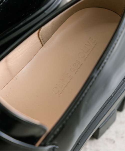 OLIVE des OLIVE(オリーブデオリーブ)の「OLエンブレム付きローファー 1032130120(ローファー・レディース・ブラック系その他/ブラック・MEDIUM/LARGE/SMALL)」の17枚目の写真