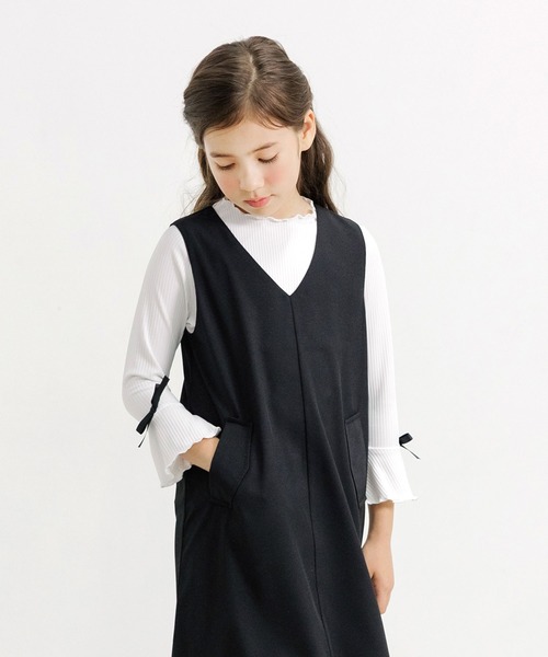 Bee des Bee（ビーデスビー）の「Vネックノースリーブワンピース（ワンピース・キッズ・ブラック/ベージュ・110cm/120cm/130cm/140cm/150cm/100cm）」の8枚目の写真